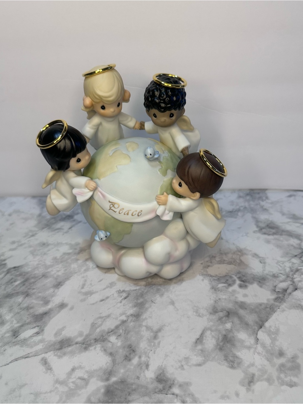 Precious Moments His Love Will Uphold The World 1998 Angel Figurine Enesco